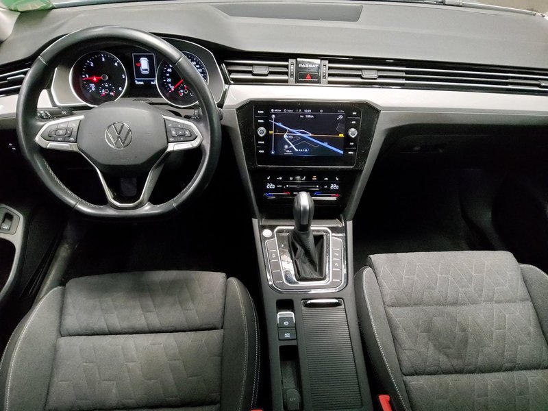 Volkswagen Passat Variant 2.0 TDI automatik • 360° kamera • AHK — 5