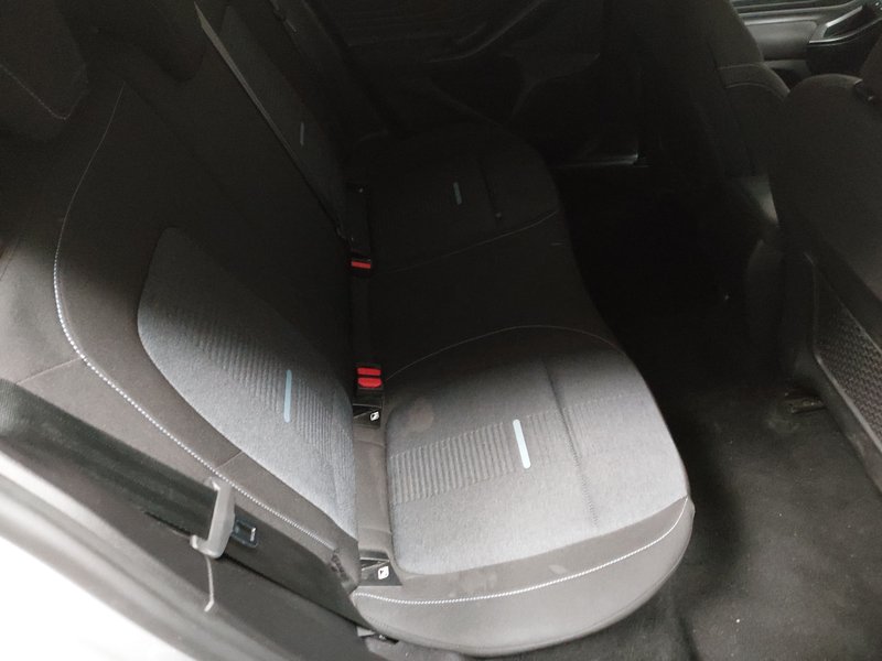 Ford Focus Turnier 1.5 EcoBlue Active automatik • LED • AHK — 12