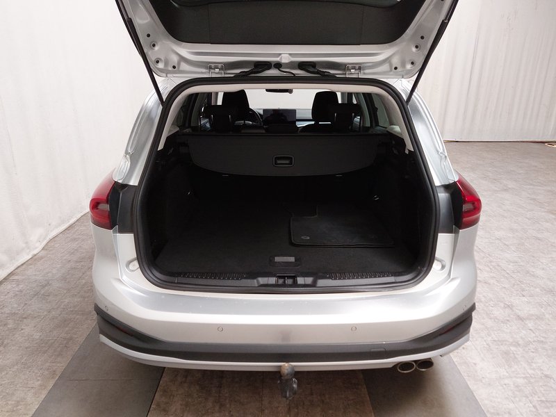 Ford Focus Turnier 1.5 EcoBlue Active automatik • LED • AHK — 15