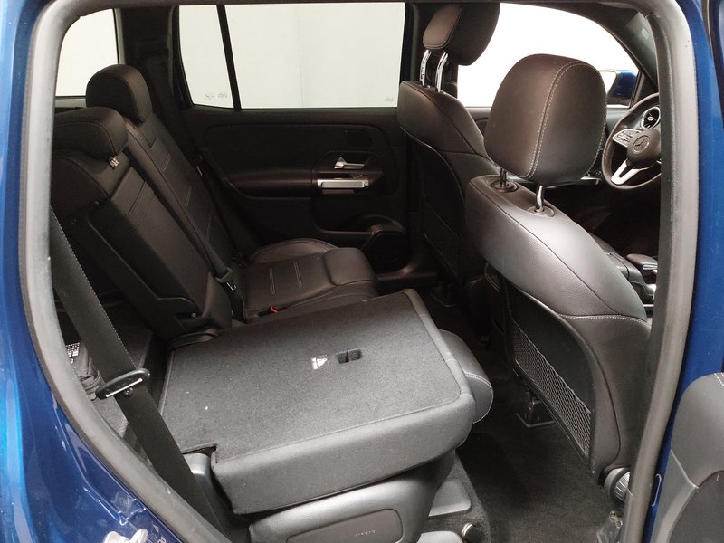 Mercedes-Benz GLB 220 d 4MATIC automatik Progressive • Kuka za vuču (AHK) • LED — 11