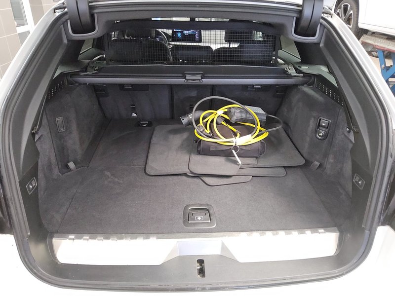 BMW 530e Touring automatik • Full LED • AHK — 12