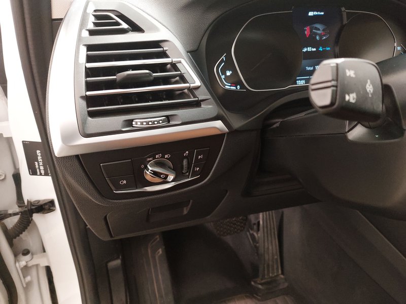 BMW X3 xDrive30e automatik • kuka • Full LED — 7