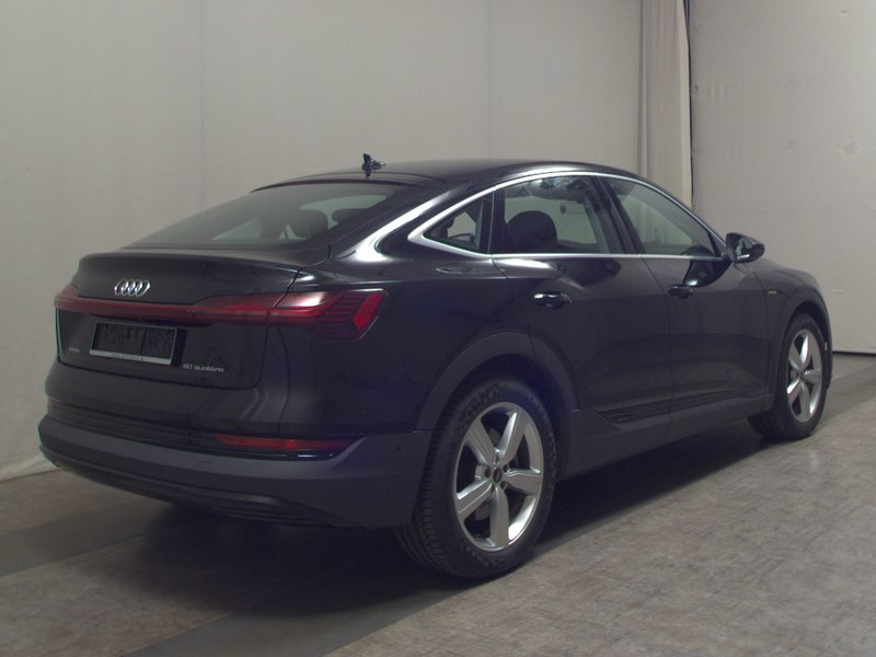Audi e-tron Sportback 50 quattro • zračni ovjes • 360° kamera — 4