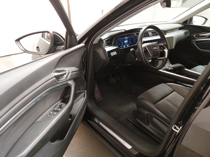 Audi e-tron Sportback 50 quattro • zračni ovjes • 360° kamera — 5