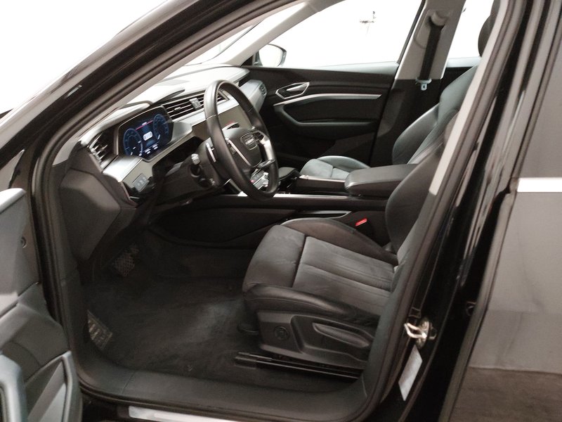 Audi e-tron Sportback 50 quattro • zračni ovjes • 360° kamera — 6