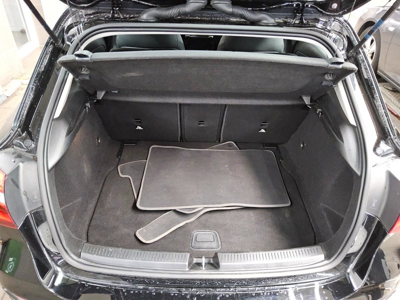 Mercedes-Benz A 200 d automatik • 360° kamera • koža — 12