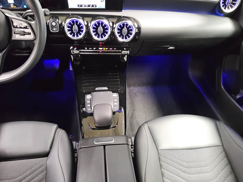 Mercedes-Benz A 200 d automatik • 360° kamera • koža — 6