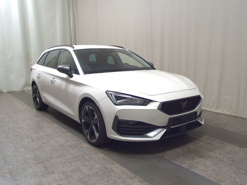 CUPRA Leon Sportstourer 2.0 TDI automatik • ACC • LED — 3