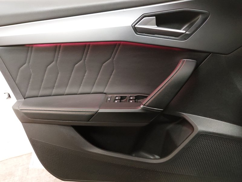 CUPRA Leon Sportstourer 2.0 TDI automatik • ACC • LED — 5