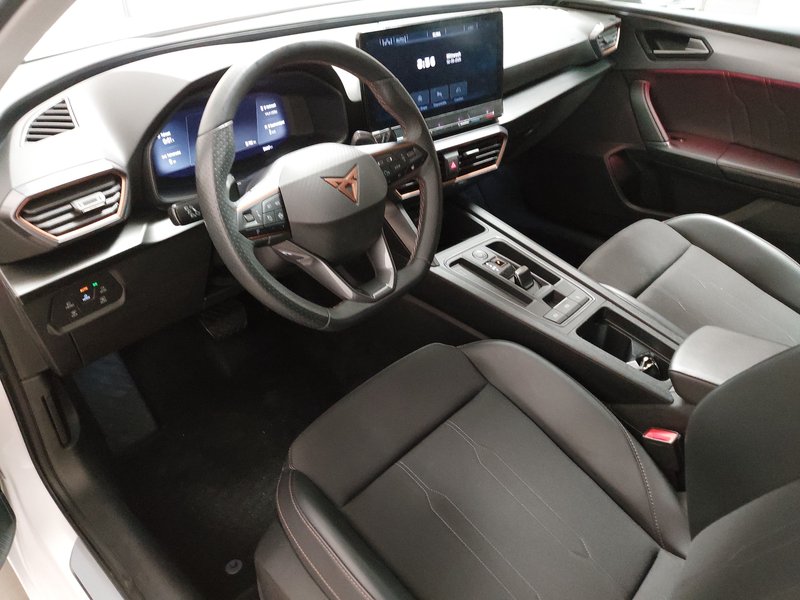 CUPRA Leon Sportstourer 2.0 TDI automatik • ACC • LED — 6