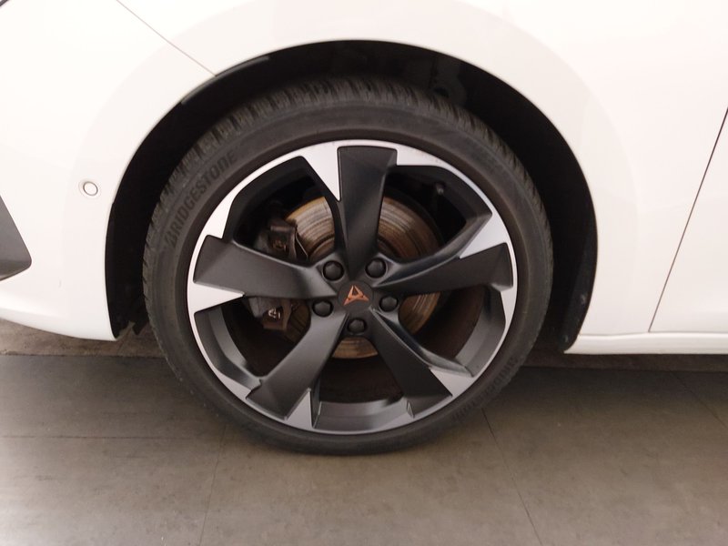 CUPRA Leon Sportstourer 2.0 TDI automatik • ACC • LED — 8