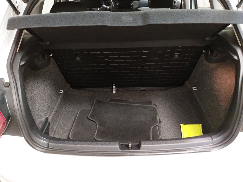 Volkswagen Polo 1.0 TSI Trendline — 15