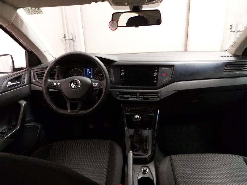 Volkswagen Polo 1.0 TSI Trendline — 16