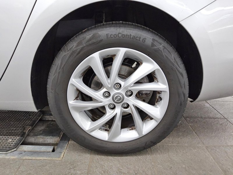 Opel Astra ST 1.5 D Business Edition automatik • LED • navigacija — 10