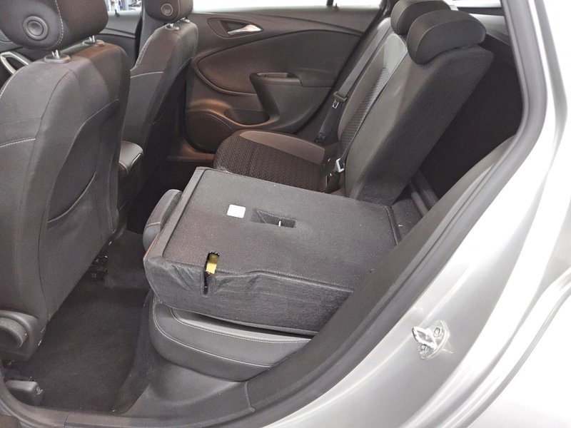 Opel Astra ST 1.5 D Business Edition automatik • LED • navigacija — 12