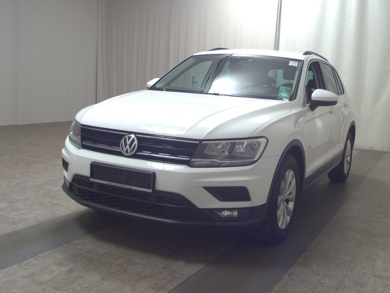 Volkswagen Tiguan 2.0 TDI Comfortline automatik • ACC • AHK — 2