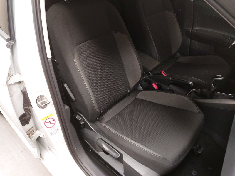 Volkswagen Polo 1.0 Life • Full LED • digitalni instrumenti — 10
