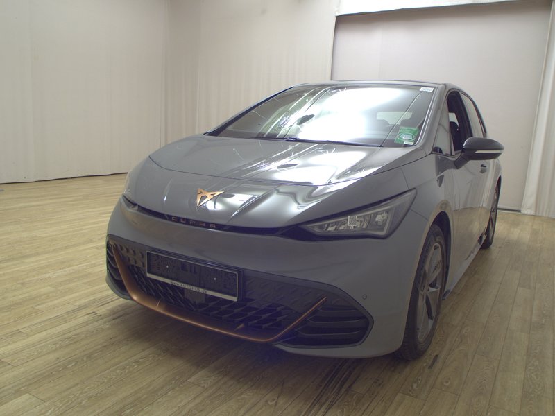 CUPRA Born • ACC • Full LED — 2
