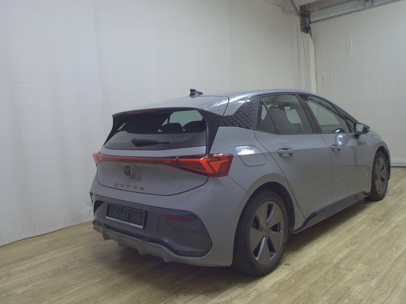 CUPRA Born • ACC • Full LED — 4