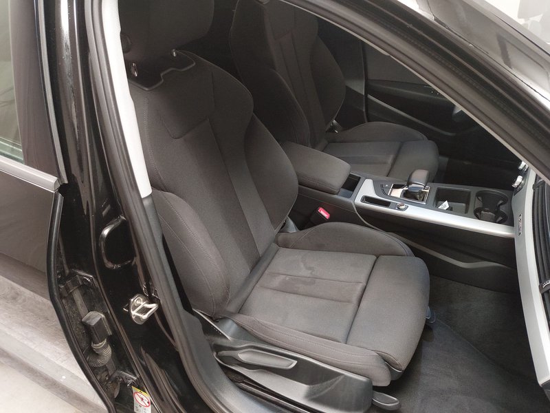 Audi A4 Avant 40 TDI automatik quattro • električna peta vrata • LED — 10