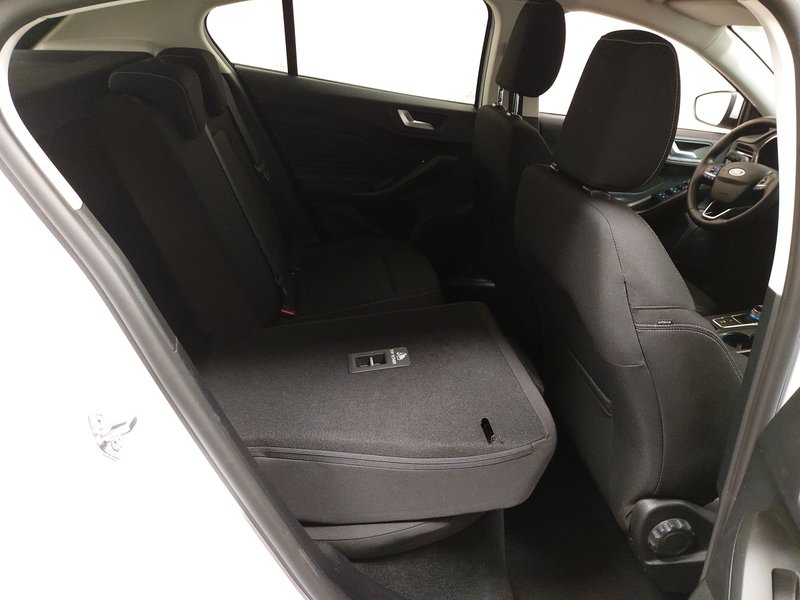 Ford Focus 1.5 EcoBlue automatik Titanium • LED — 11
