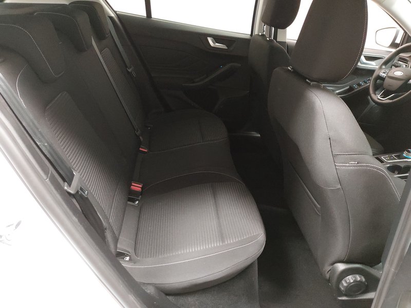 Ford Focus 1.5 EcoBlue automatik Titanium • LED — 12