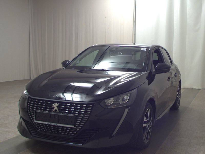 Peugeot 208 Allure • LED • navigacija — 2