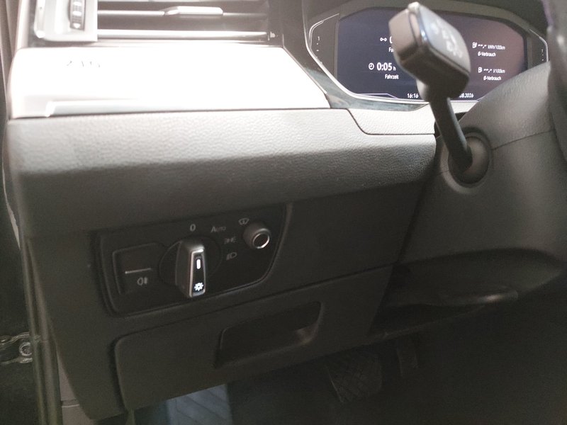 Volkswagen Passat Variant GTE 1.4 TSI automatik • masaža • digitalni instrumenti — 7