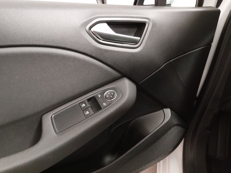 Renault Clio 1.0 • Full LED — 5