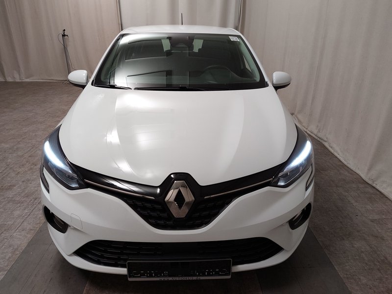 Renault Clio 1.0 • Full LED — 9
