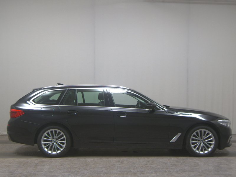 BMW 540d Touring xDrive automatik Luxury Line • panorama • HUD