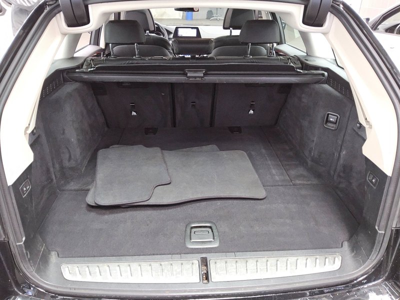 BMW 540d Touring xDrive automatik Luxury Line • panorama • HUD — 12
