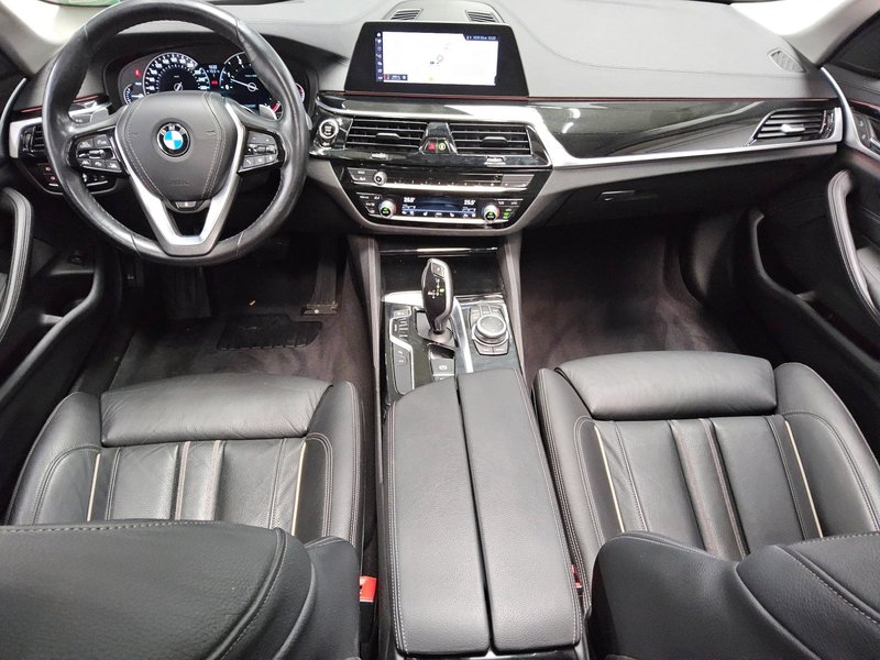 BMW 540d Touring xDrive automatik Luxury Line • panorama • HUD — 5