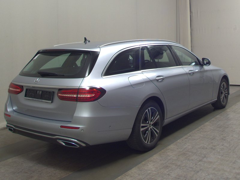 Mercedes-Benz E 220 d karavan automatik Avantgarde • grijano staklo — 4