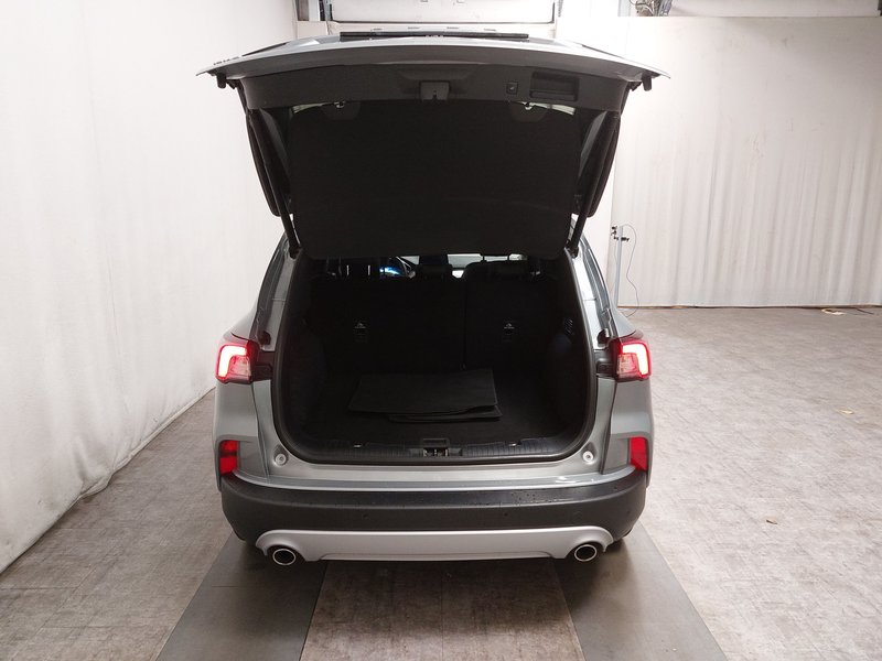 Ford Kuga 2.0 TDCi Titanium X automatik • ACC • AHK — 15