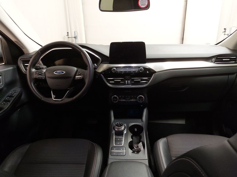 Ford Kuga 2.0 TDCi Titanium X automatik • ACC • AHK — 16