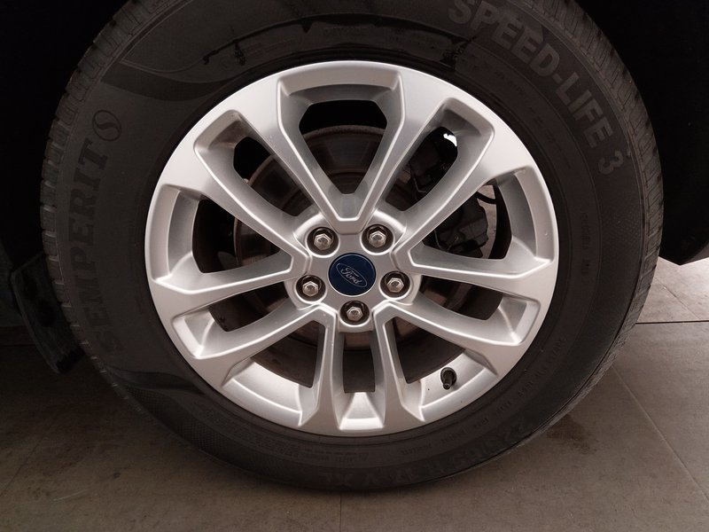 Ford Kuga 2.0 TDCi Titanium X automatik • ACC • AHK — 8