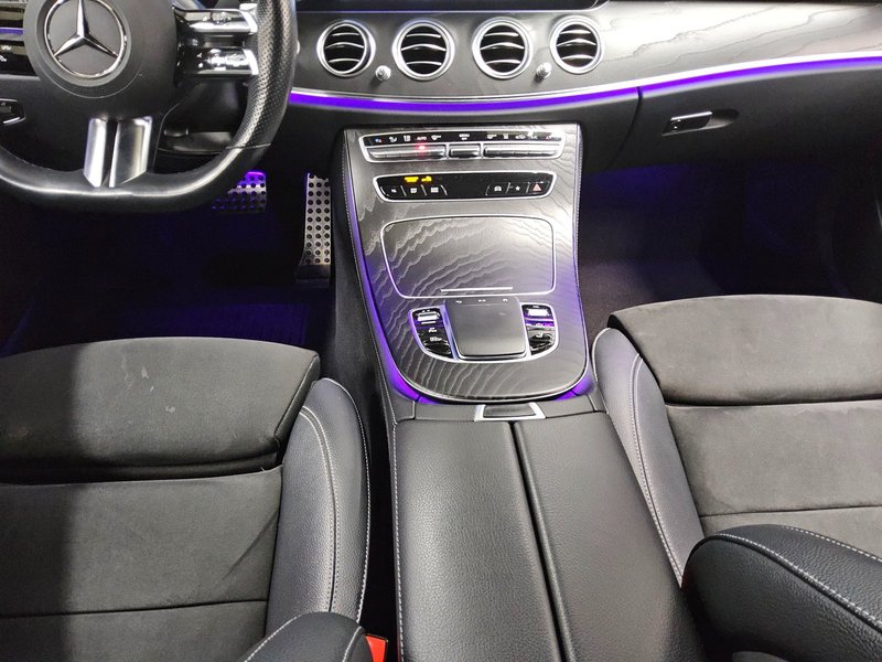 Mercedes-Benz E 300 de karavan automatik AMG Line • ACC • LED — 6