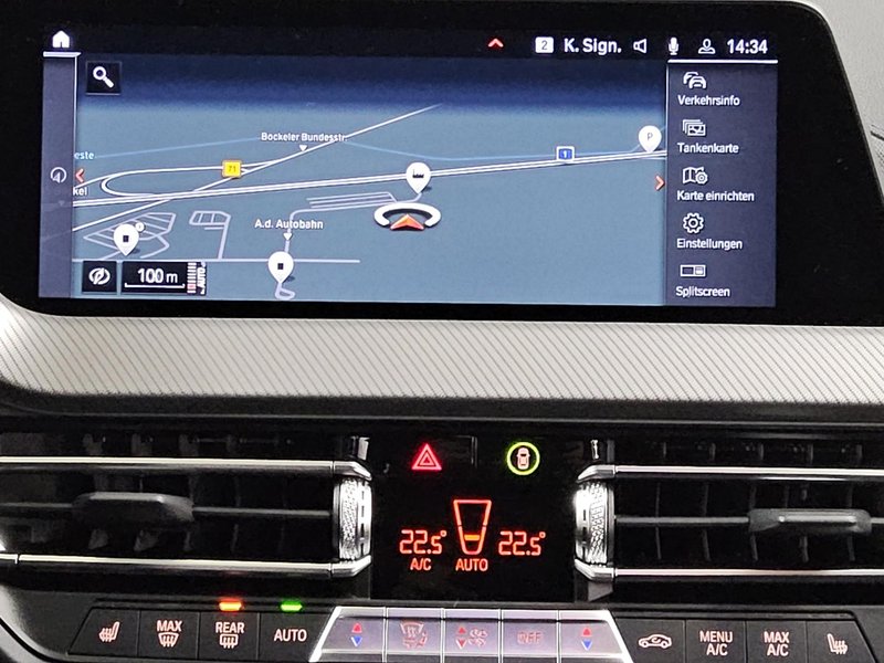 BMW 118d automatik M Sport • Full LED • digitalni instrumenti — 7