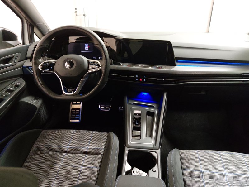 Volkswagen Golf GTE 1.4 TSI automatik • ACC • memorija sjedala — 17