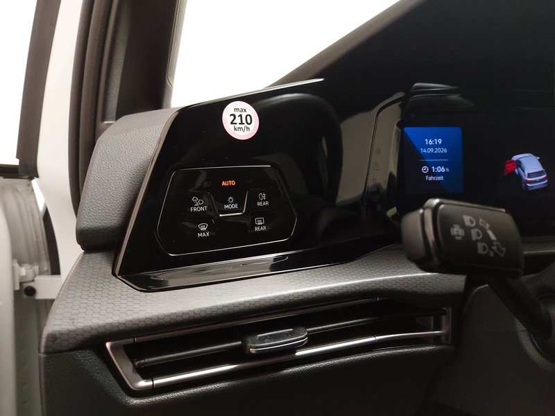 Volkswagen Golf GTE 1.4 TSI automatik • ACC • memorija sjedala — 7