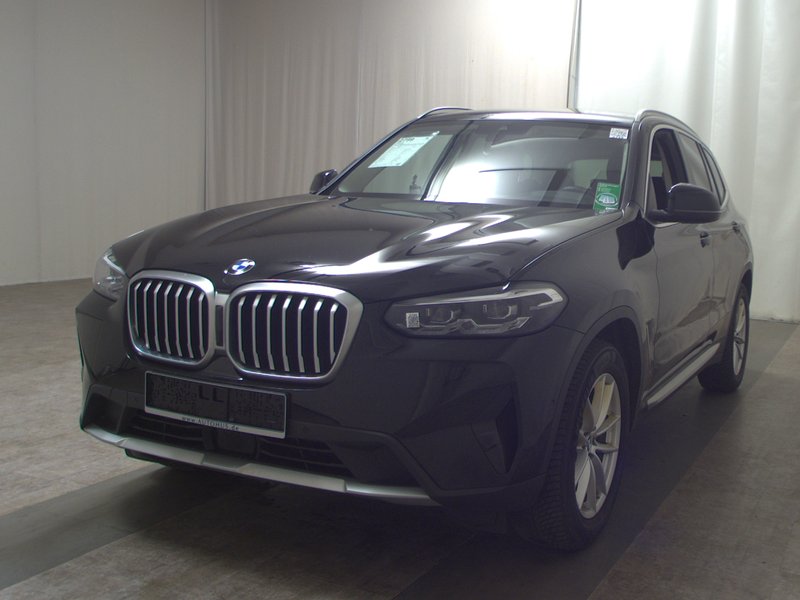 BMW X3 xDrive20d automatik • ACC • koža — 2