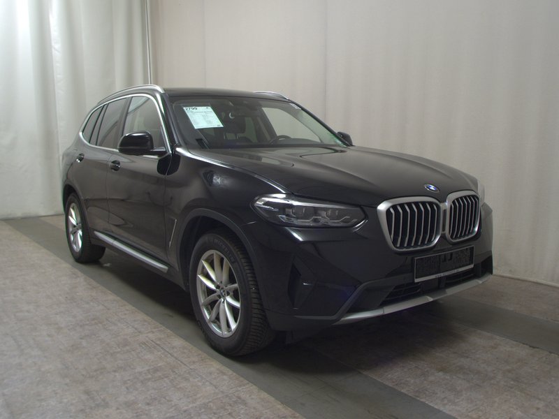 BMW X3 xDrive20d automatik • ACC • koža — 3