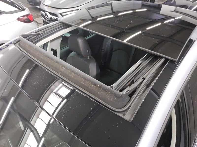 SEAT Leon 1.5 TSI automatik FR-Line • AHK • Full LED — 12