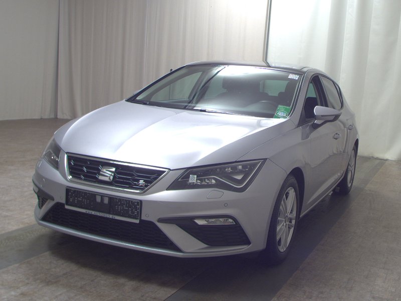 SEAT Leon 1.5 TSI automatik FR-Line • AHK • Full LED — 2