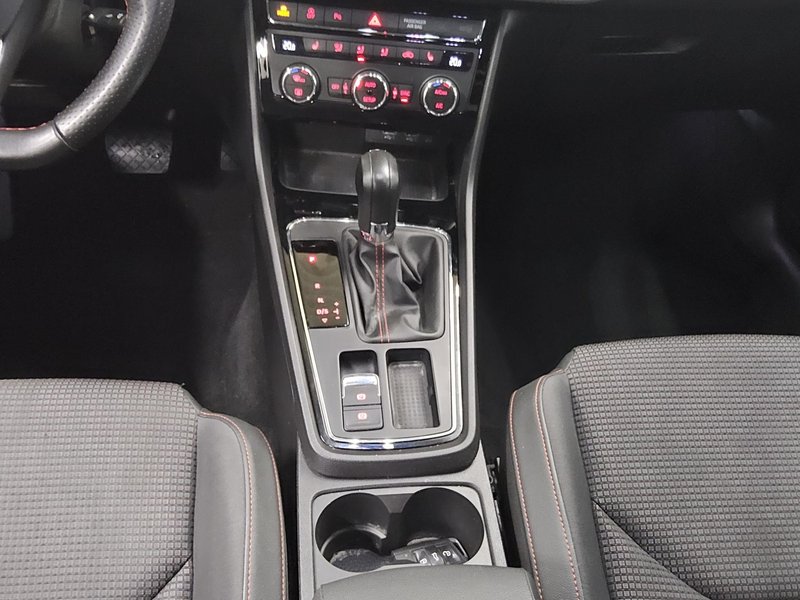 SEAT Leon 1.5 TSI automatik FR-Line • AHK • Full LED — 6