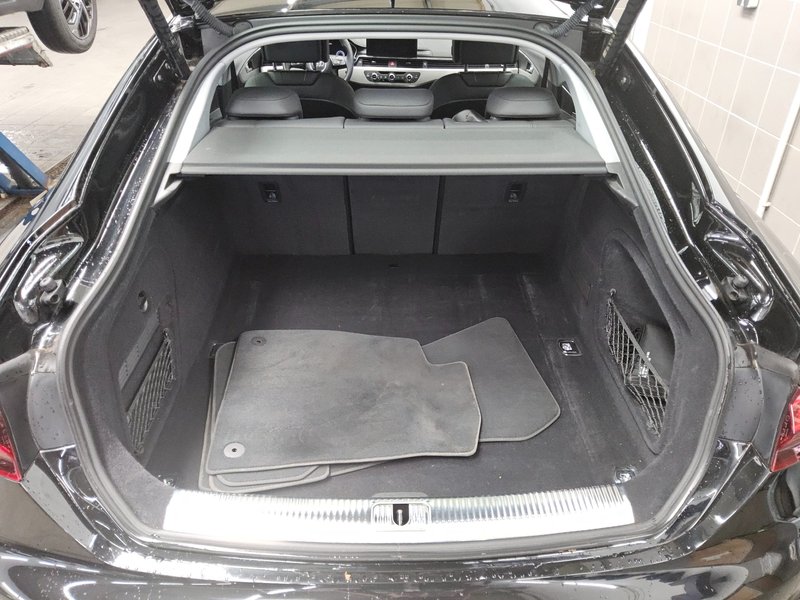 Audi A5 Sportback 40 TDI automatik advanced • el. peta vrata — 12