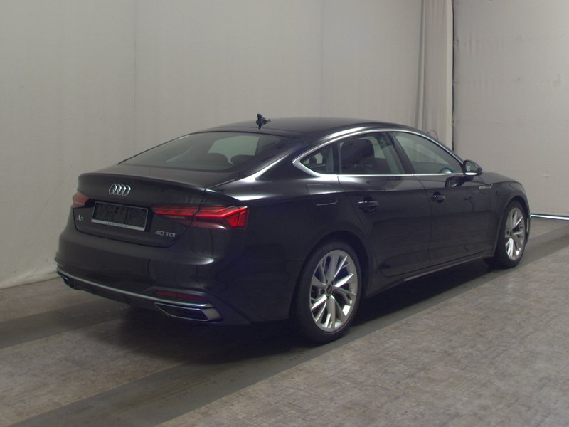 Audi A5 Sportback 40 TDI automatik advanced • el. peta vrata — 4