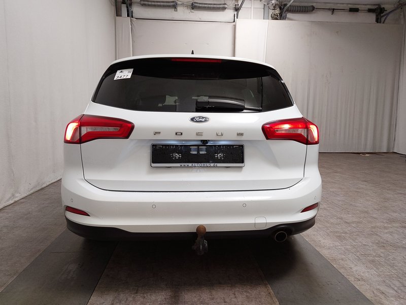 Ford Focus Turnier 1.5 EcoBlue automatik Cool&Connect • LED • Kuka za vuču (AHK) — 14