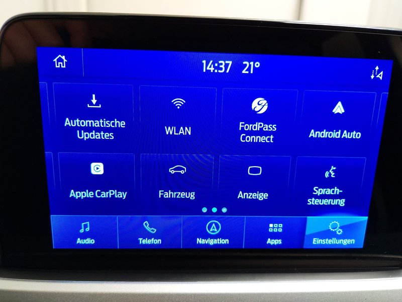 Ford Focus Turnier 1.5 EcoBlue automatik Cool&Connect • LED • Kuka za vuču (AHK) — 19